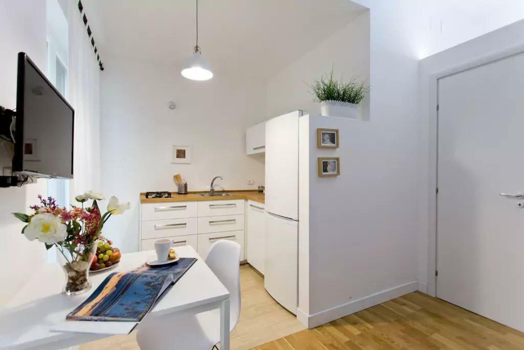 Bb4U Apartments Palermo Buitenkant foto